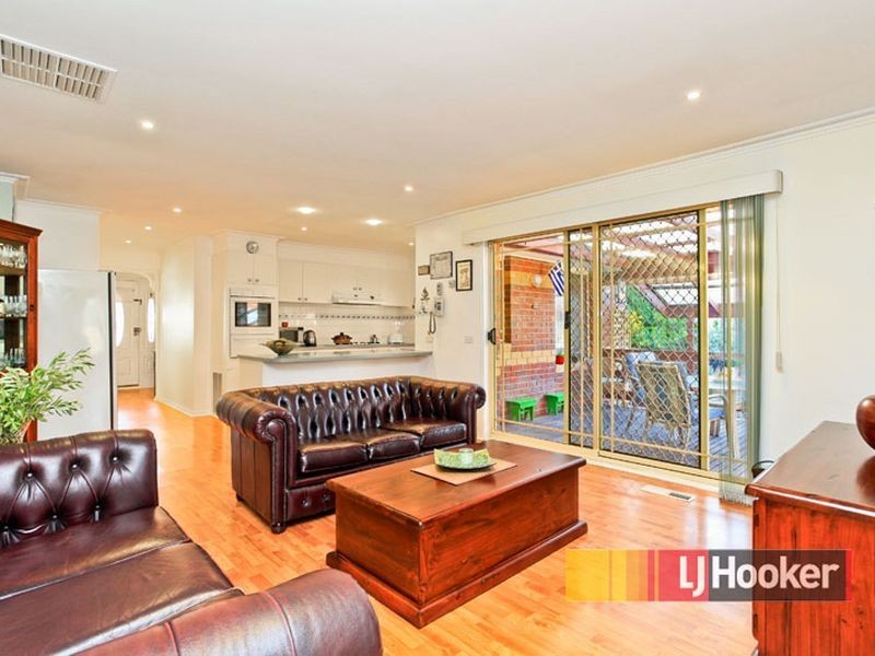 3 Cumberland Chase, Hampton Park VIC 3976
