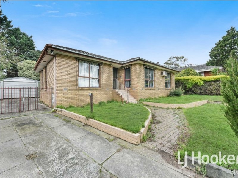 15 Cotham Square, Hampton Park VIC 3976