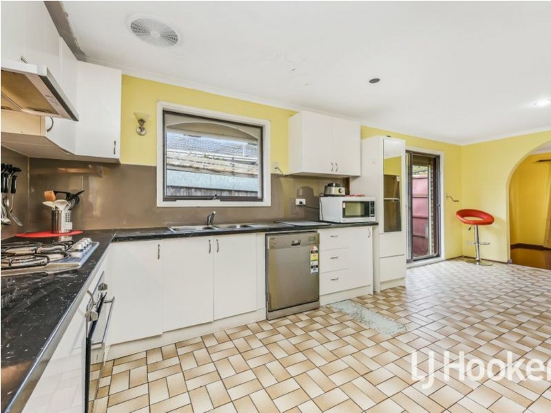 15 Cotham Square, Hampton Park VIC 3976