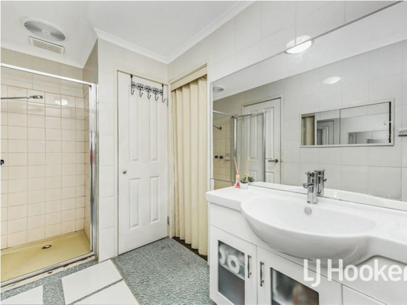 15 Cotham Square, Hampton Park VIC 3976