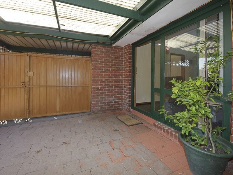 34 Broadwalk Grove, Endeavour Hills VIC 3802