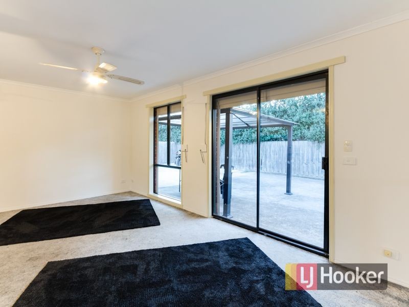 9 Mahogany Close, Hampton Park VIC 3976