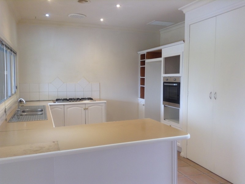 41 Central Road, Hampton Park VIC 3976