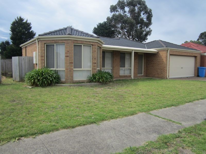 16 Naja Crescent, Hampton Park VIC 3976