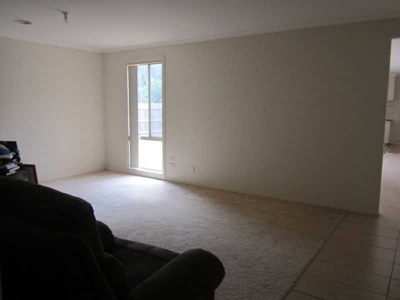 16 Naja Crescent, Hampton Park VIC 3976