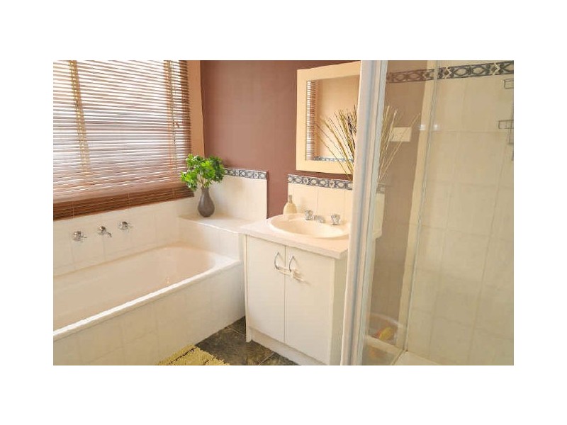 9 Katrina Court, Carrum Downs VIC 3201