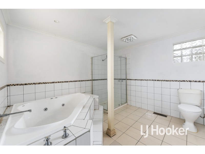 74 Robjant Street, Hampton Park VIC 3976