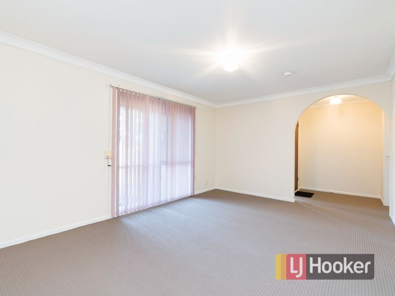 125 Warana Drive, Hampton Park VIC 3976