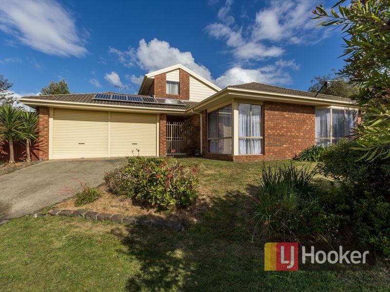6 Riley Place, Hampton Park VIC 3976