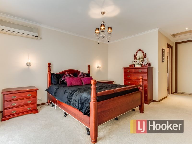 6 Riley Place, Hampton Park VIC 3976