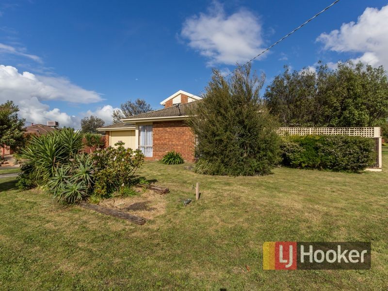 6 Riley Place, Hampton Park VIC 3976