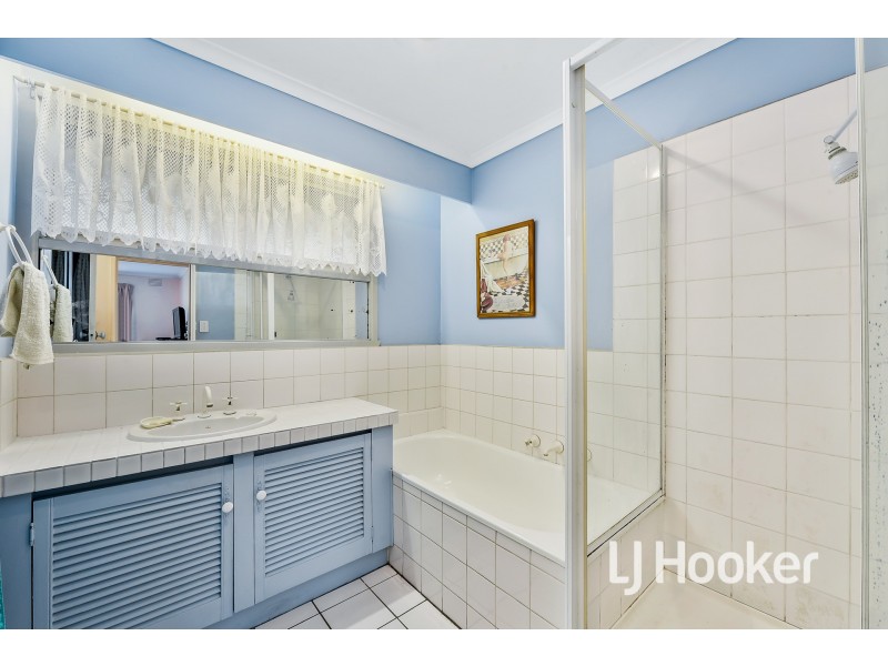 2 Karol Court, Hampton Park VIC 3976