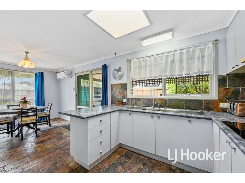 2 Karol Court, Hampton Park VIC 3976