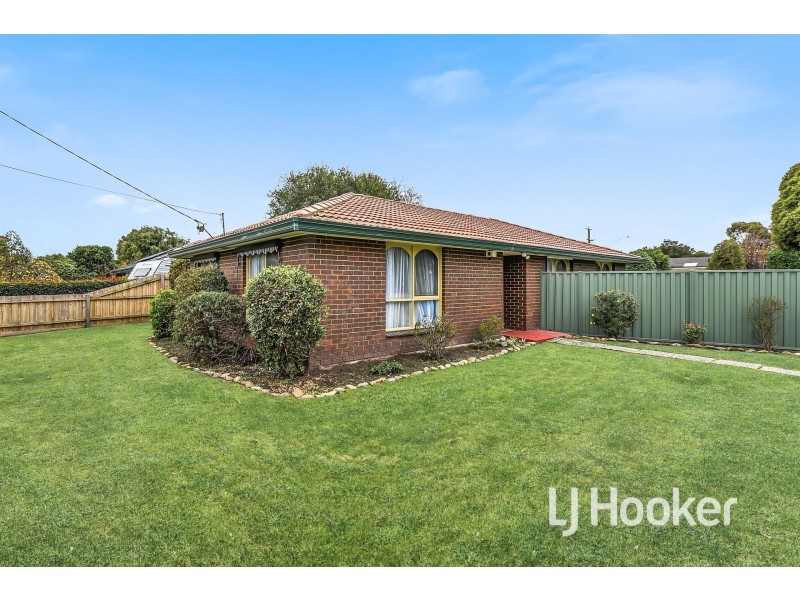 2 Karol Court, Hampton Park VIC 3976