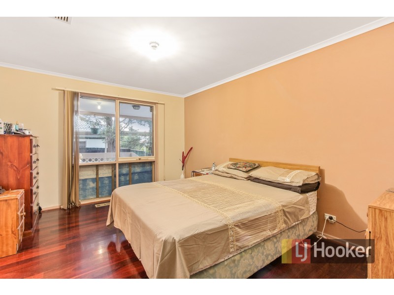 12 Eva Court, Hallam VIC 3803