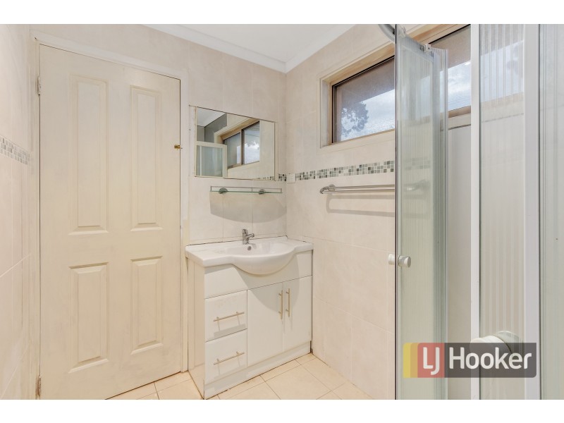 12 Eva Court, Hallam VIC 3803