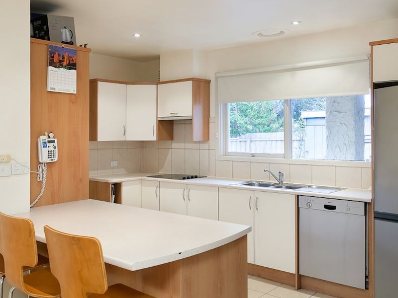 19 Somerville Road, Hampton Park VIC 3976