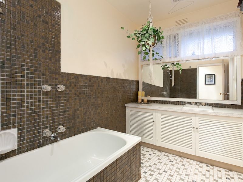 19 Somerville Road, Hampton Park VIC 3976