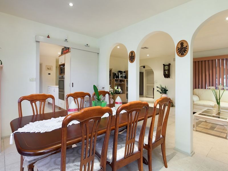 19 Somerville Road, Hampton Park VIC 3976