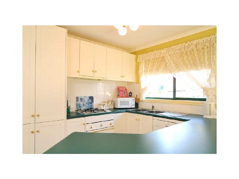 40 Bella Crescent, Hallam VIC 3803