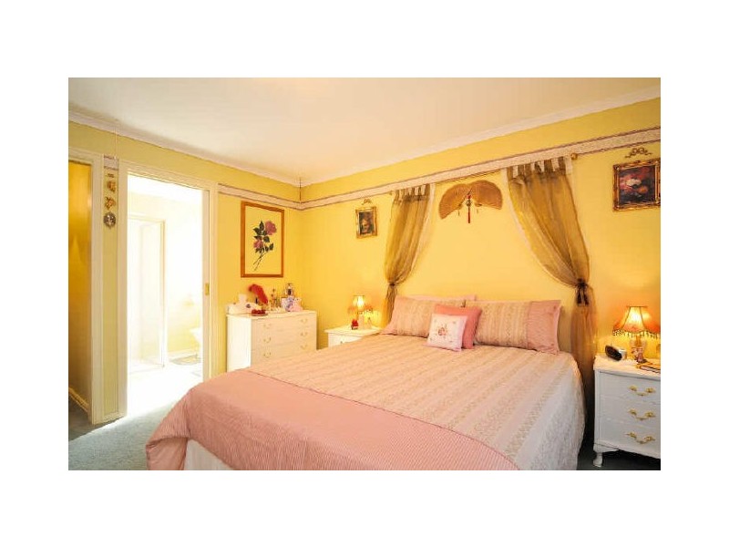 40 Bella Crescent, Hallam VIC 3803