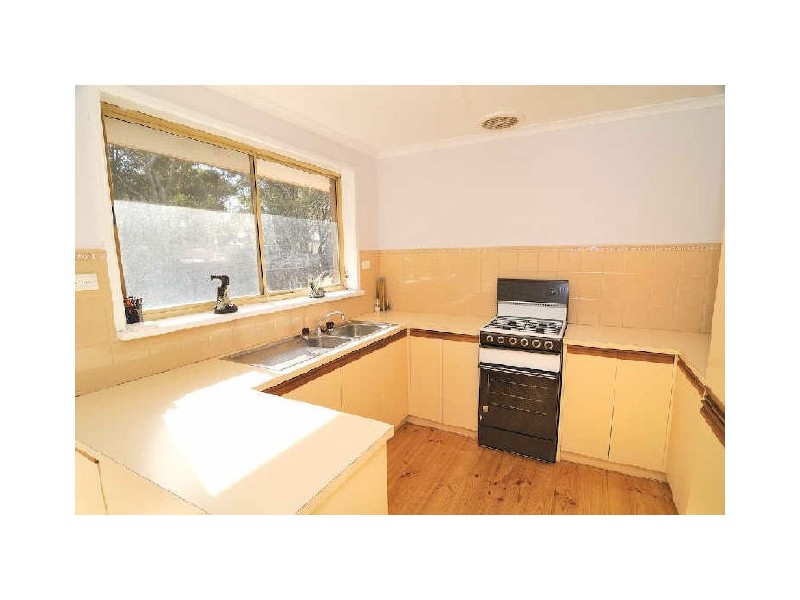 1/16 Regans Road, Hampton Park VIC 3976