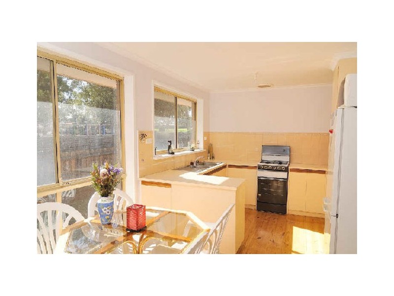 1/16 Regans Road, Hampton Park VIC 3976