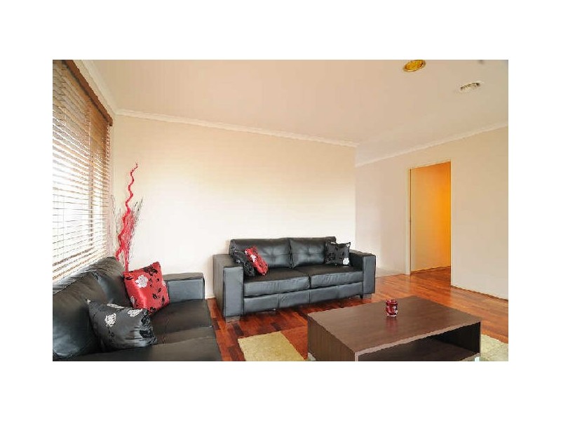 4 Mollisons Hill, Hampton Park VIC 3976