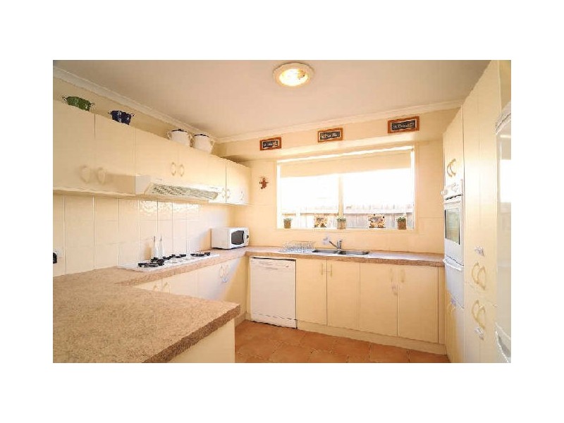 1 Tulsk Court, Hampton Park VIC 3976