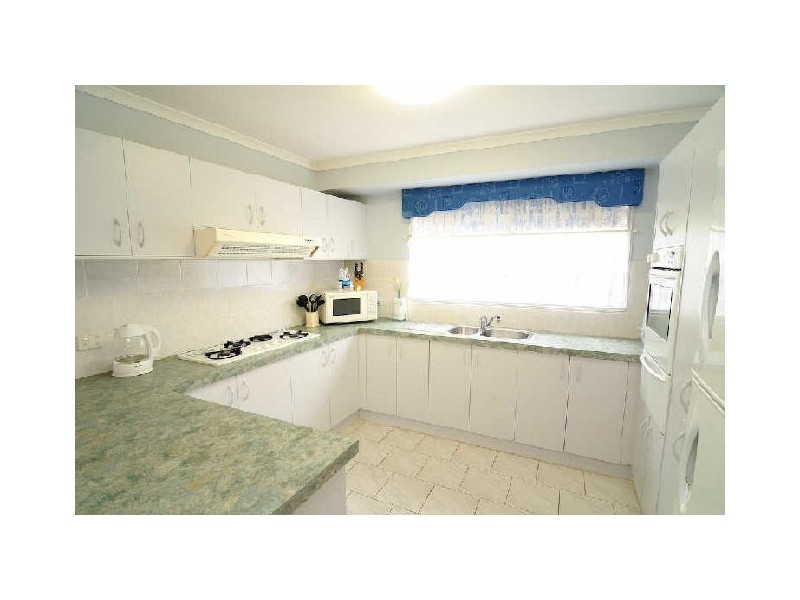 13 Arnica Close, Hampton Park VIC 3976