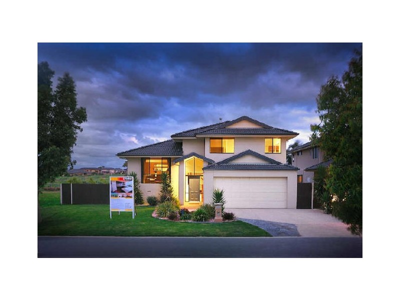 4 Flowering Gum Lane, Sandhurst VIC 3977