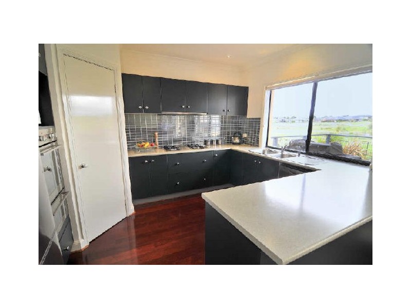 4 Flowering Gum Lane, Sandhurst VIC 3977