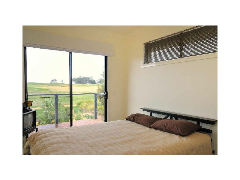 4 Flowering Gum Lane, Sandhurst VIC 3977