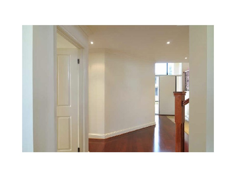 4 Flowering Gum Lane, Sandhurst VIC 3977