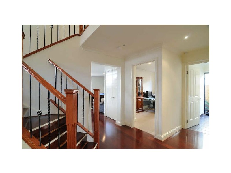 4 Flowering Gum Lane, Sandhurst VIC 3977