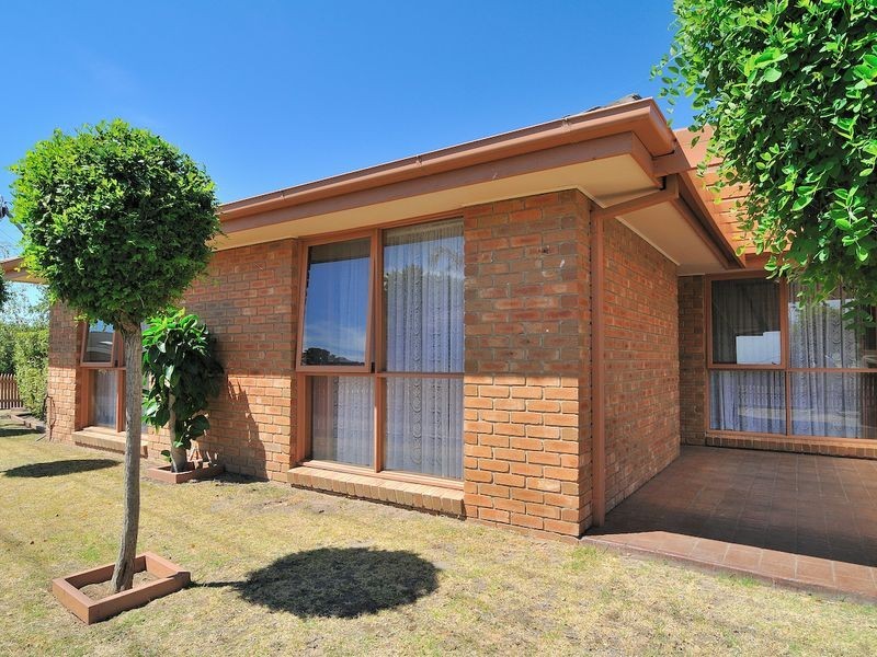 120 Warana Drive, Hampton Park VIC 3976