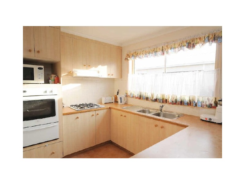 10 Aquamarine Court, Hampton Park VIC 3976