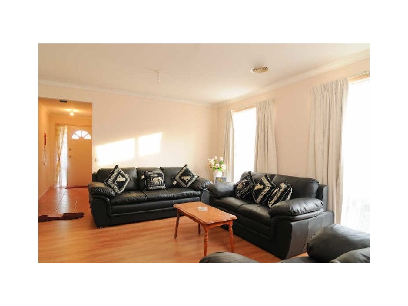 10 Aquamarine Court, Hampton Park VIC 3976