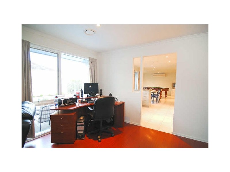 49 Leopold Crescent, Hampton Park VIC 3976