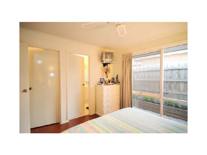 49 Leopold Crescent, Hampton Park VIC 3976