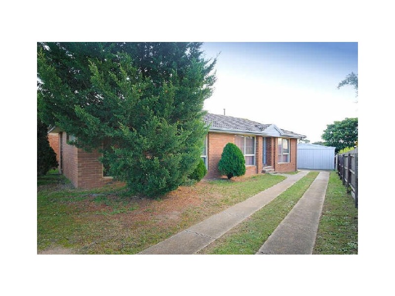 11 Keller Court, Hampton Park VIC 3976