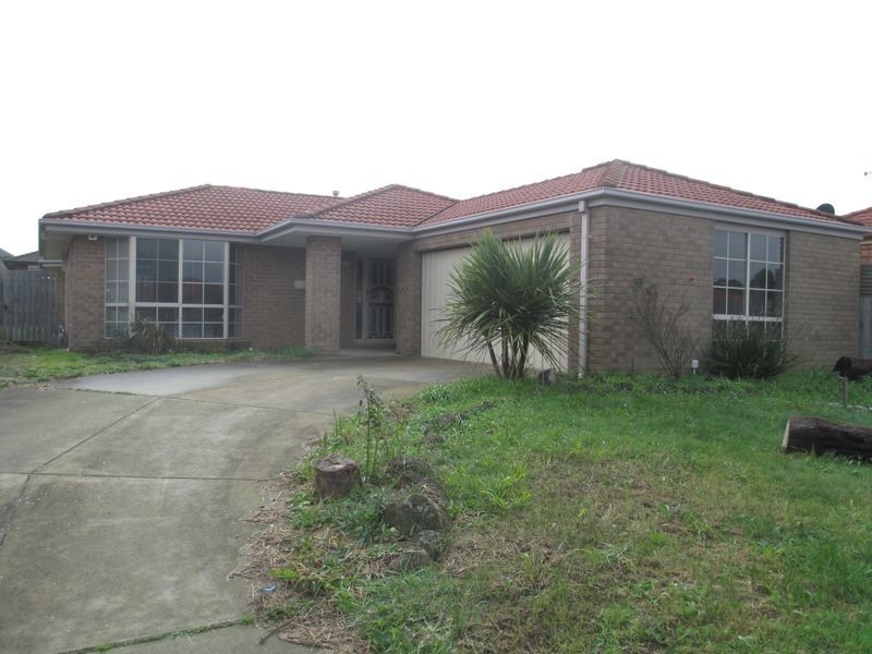 16 Pauline Court, Hallam VIC 3803