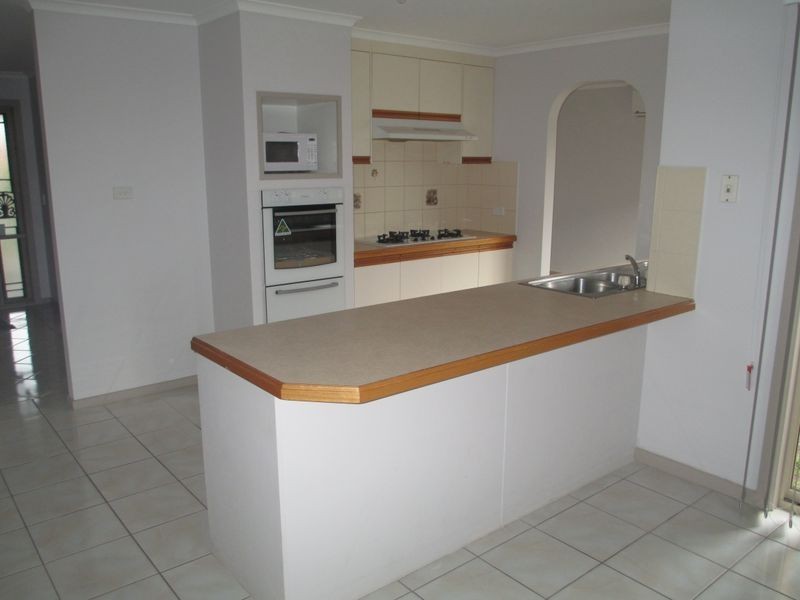 16 Pauline Court, Hallam VIC 3803