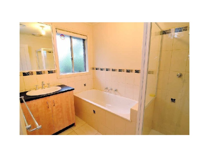 25 Ratcliffe Way, Lynbrook VIC 3975