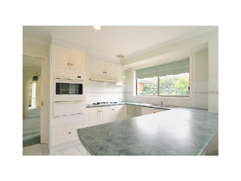 24 Cumberland Chase, Hampton Park VIC 3976