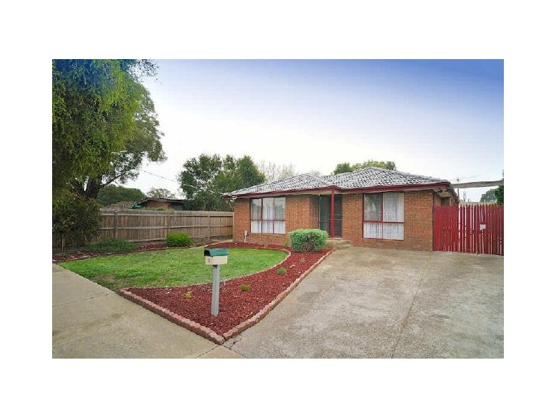 7 Valma Avenue, Cranbourne VIC 3977