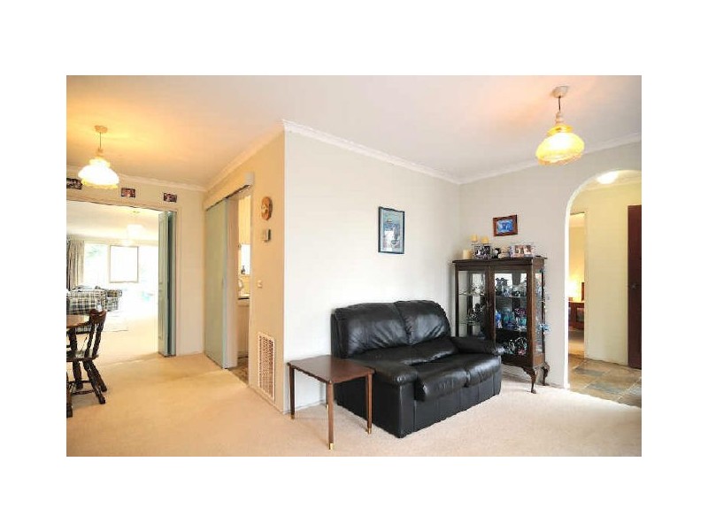 7 Valma Avenue, Cranbourne VIC 3977