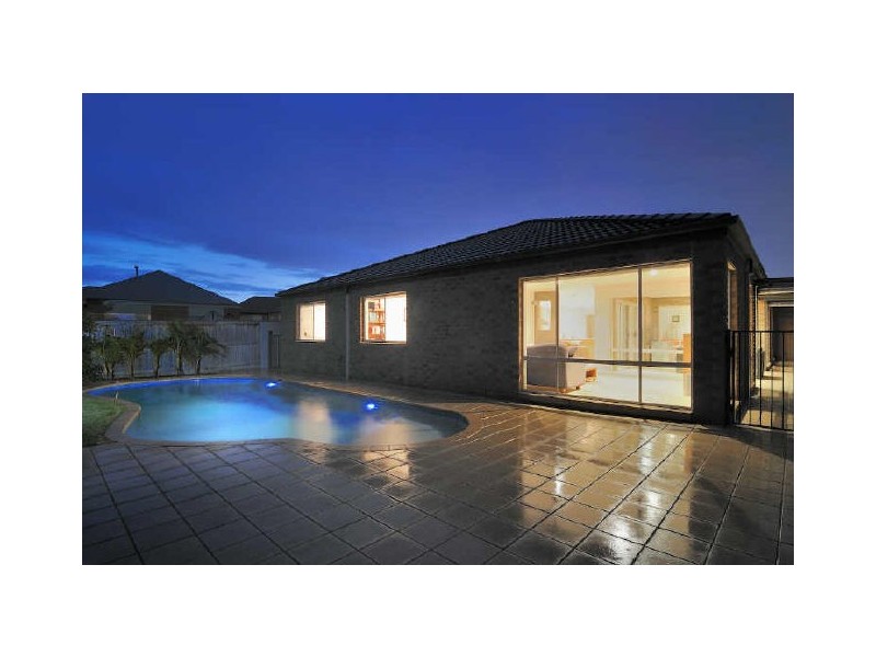 25 Red Oak Terrace, Lyndhurst VIC 3975