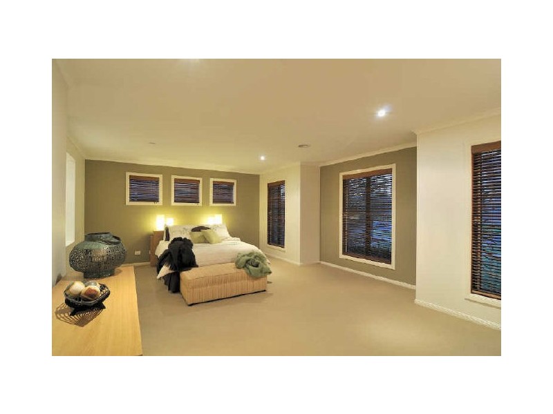 25 Red Oak Terrace, Lyndhurst VIC 3975