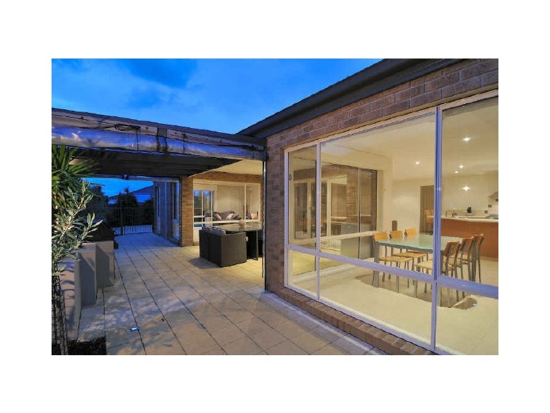 25 Red Oak Terrace, Lyndhurst VIC 3975